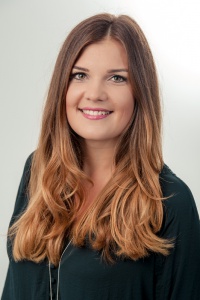 Top Hairstylistin Long Hair Expertin Fachgebiet: Balayage / Ombré Flechtfrisuren